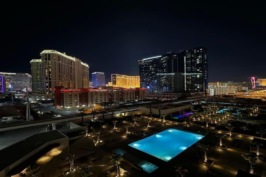 The Madonna At Mgm Signature Las Vegas Ngoại thất bức ảnh