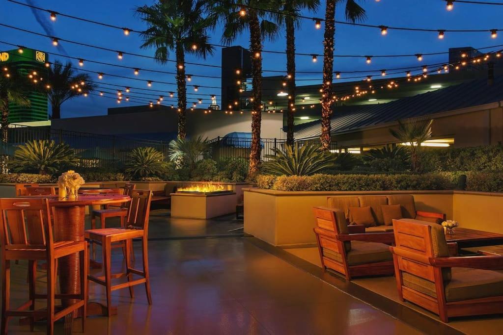 The Madonna At Mgm Signature Las Vegas Ngoại thất bức ảnh